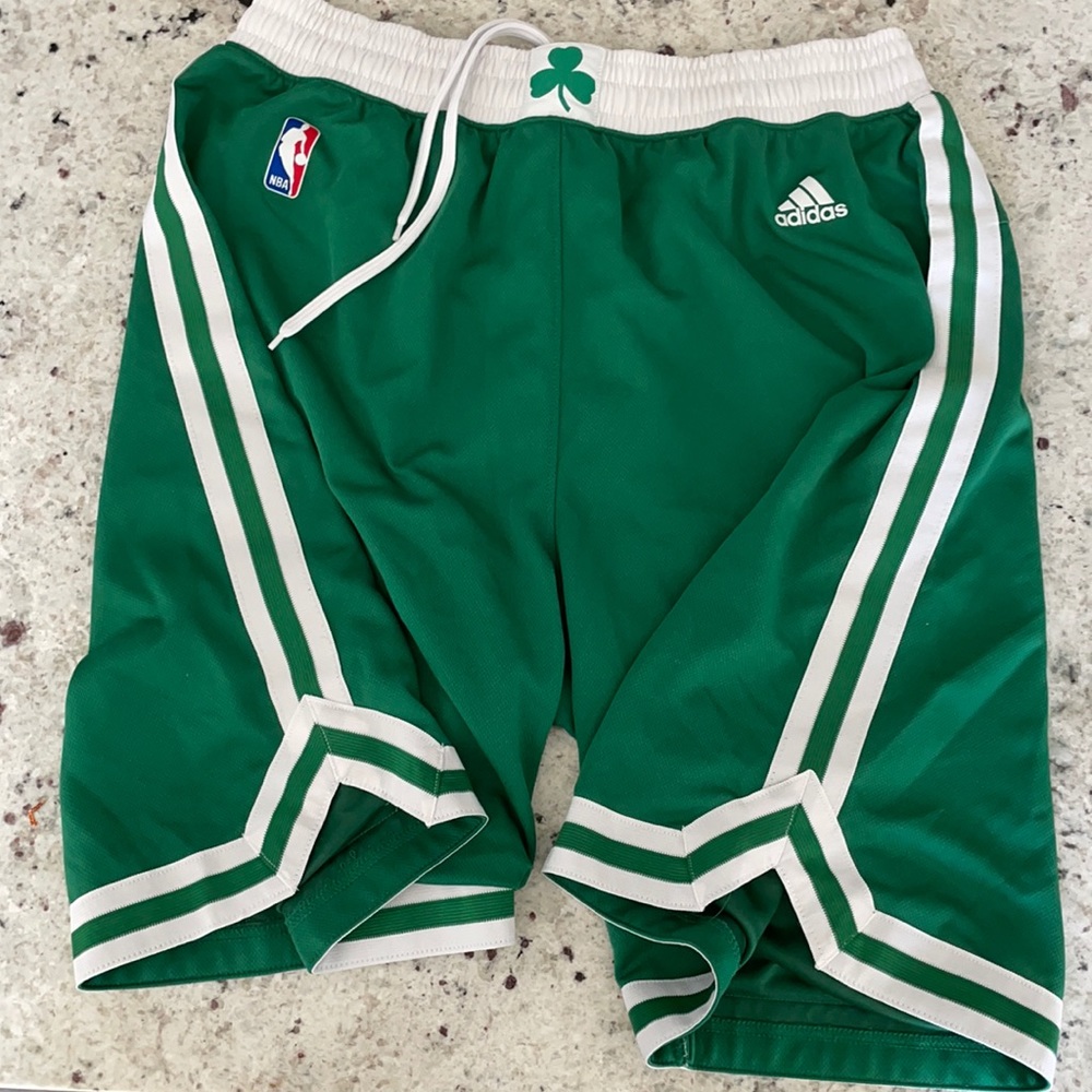 Adidas NBA (Boston Celtics) Swingman shorts